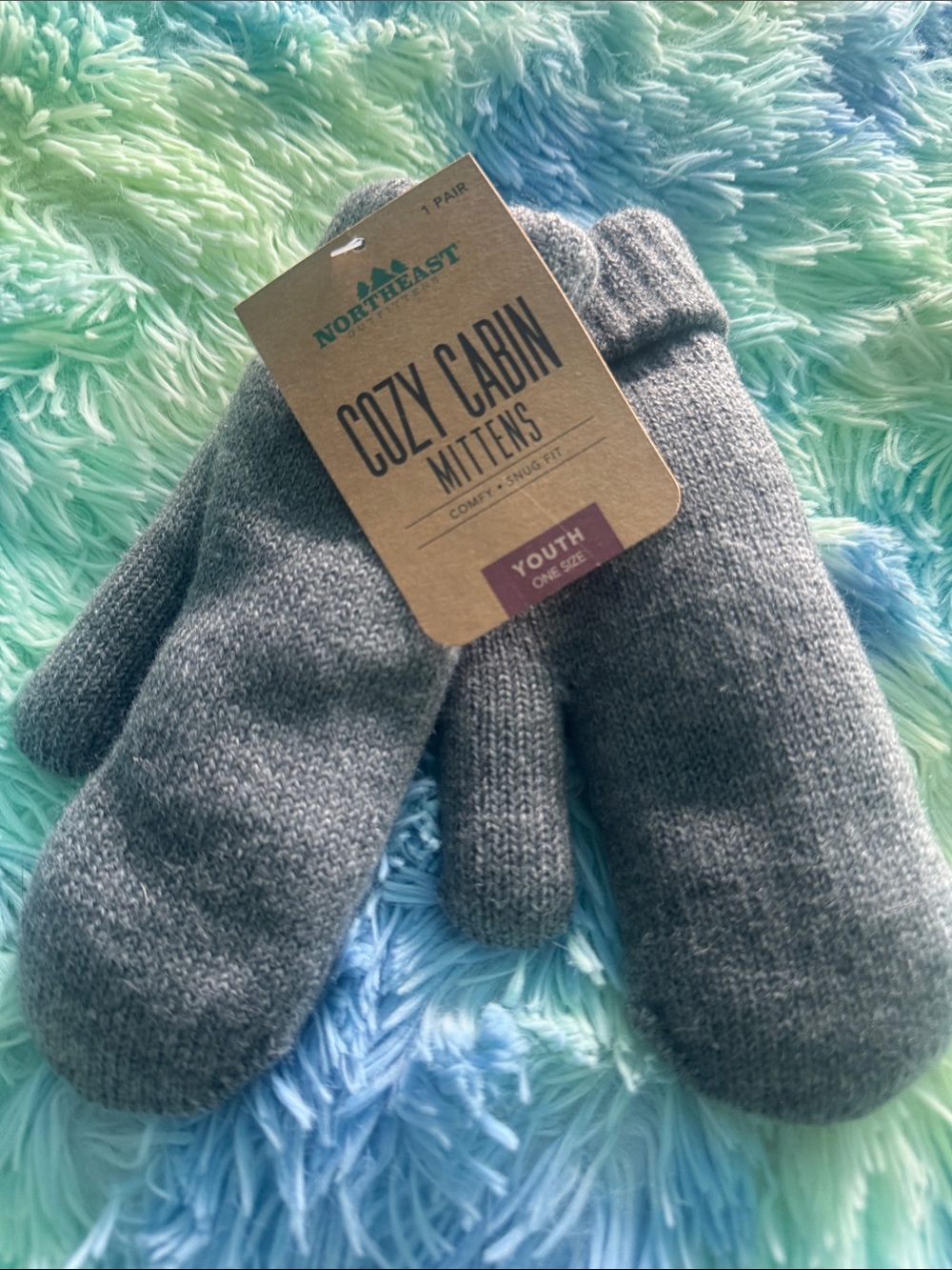 Northeast Outfitters Cozy Cabin Youth Mittens - Gray